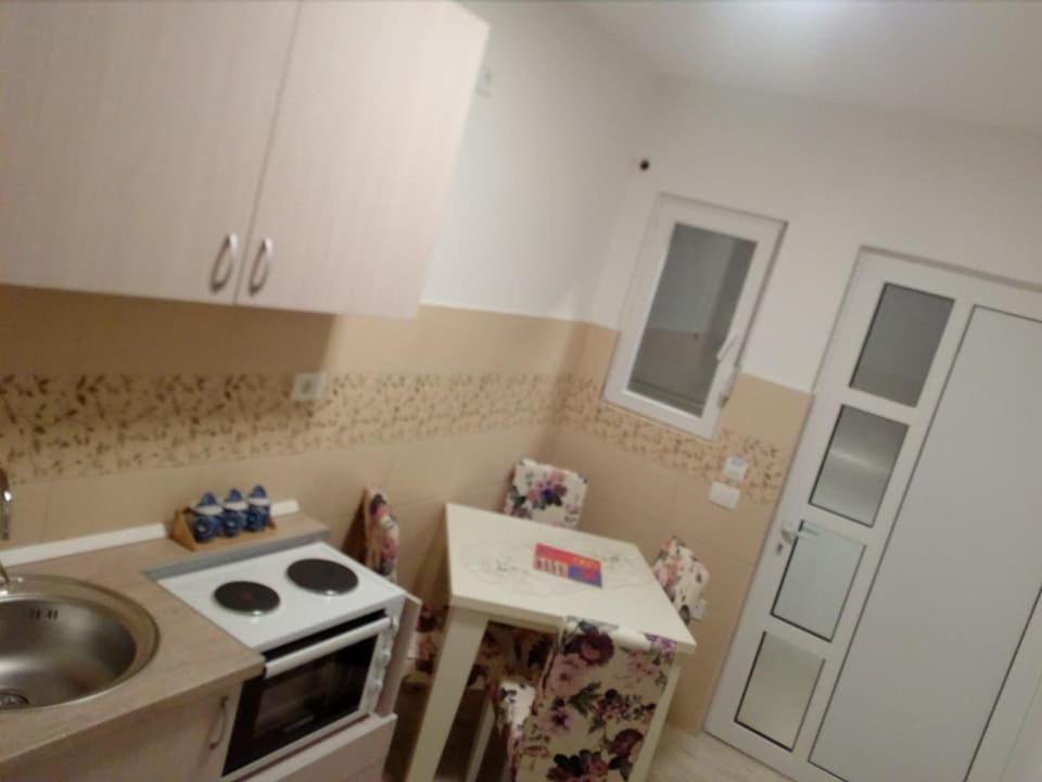 Apartmani M&V Sutomore Exterior foto